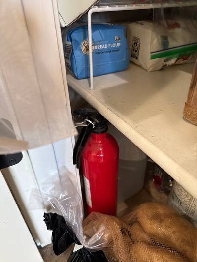 Portable extinguisher inspection