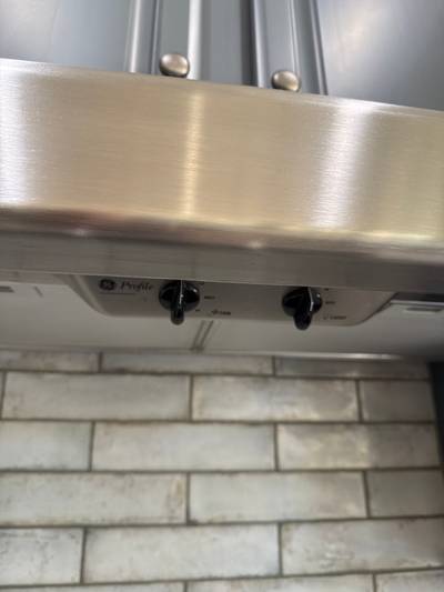 Hood/duct (ANSUL) suppression present & tagged current?